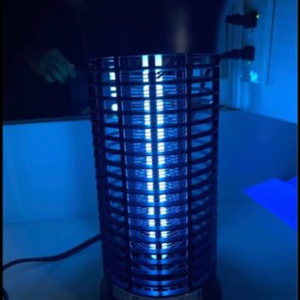Bug Zapper - Picture 2 of 2